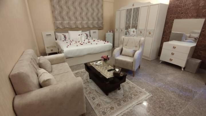 Italian House Hotel Baghdād Kültér fotó